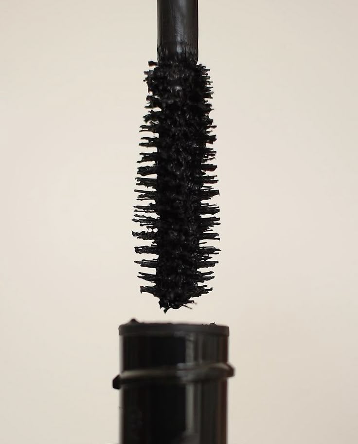 Précieux Noir – Mascara Volume Extrême