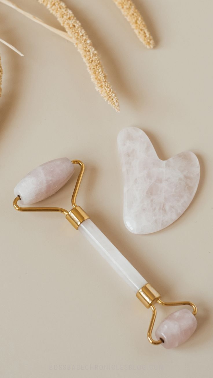 Gua-Sha et Rouleau Visage