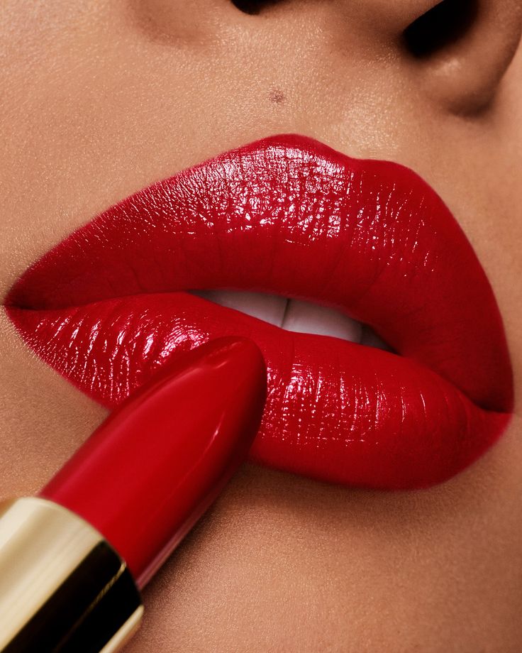 Rouge Précieux – Lèvres de Soie
